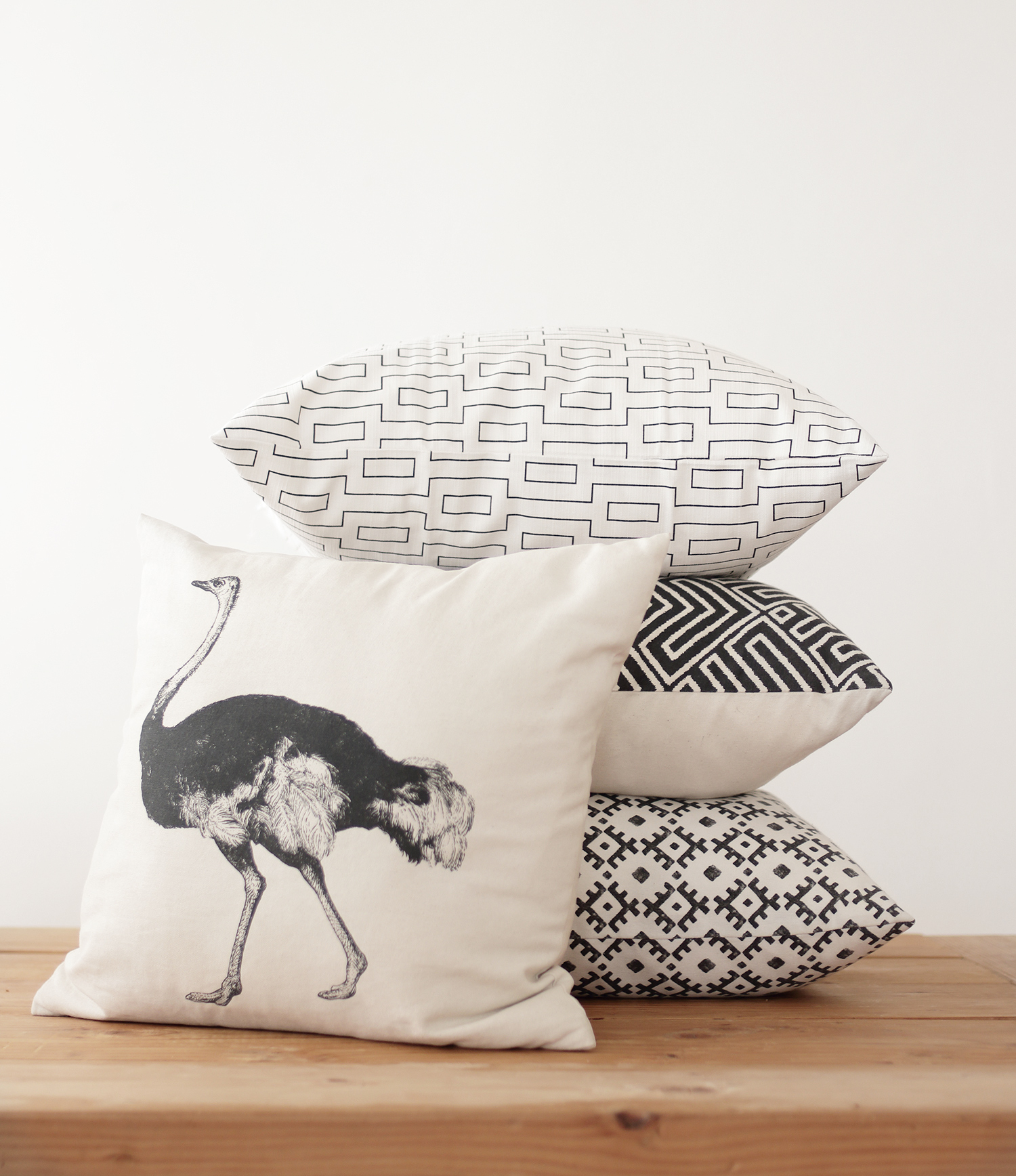 throw pillow stack