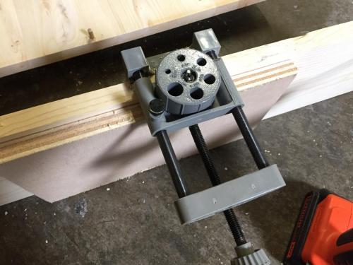 Clamp on dowel jig